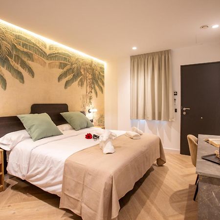 Boutique Rooms Playa Burriana نيرخا المظهر الخارجي الصورة