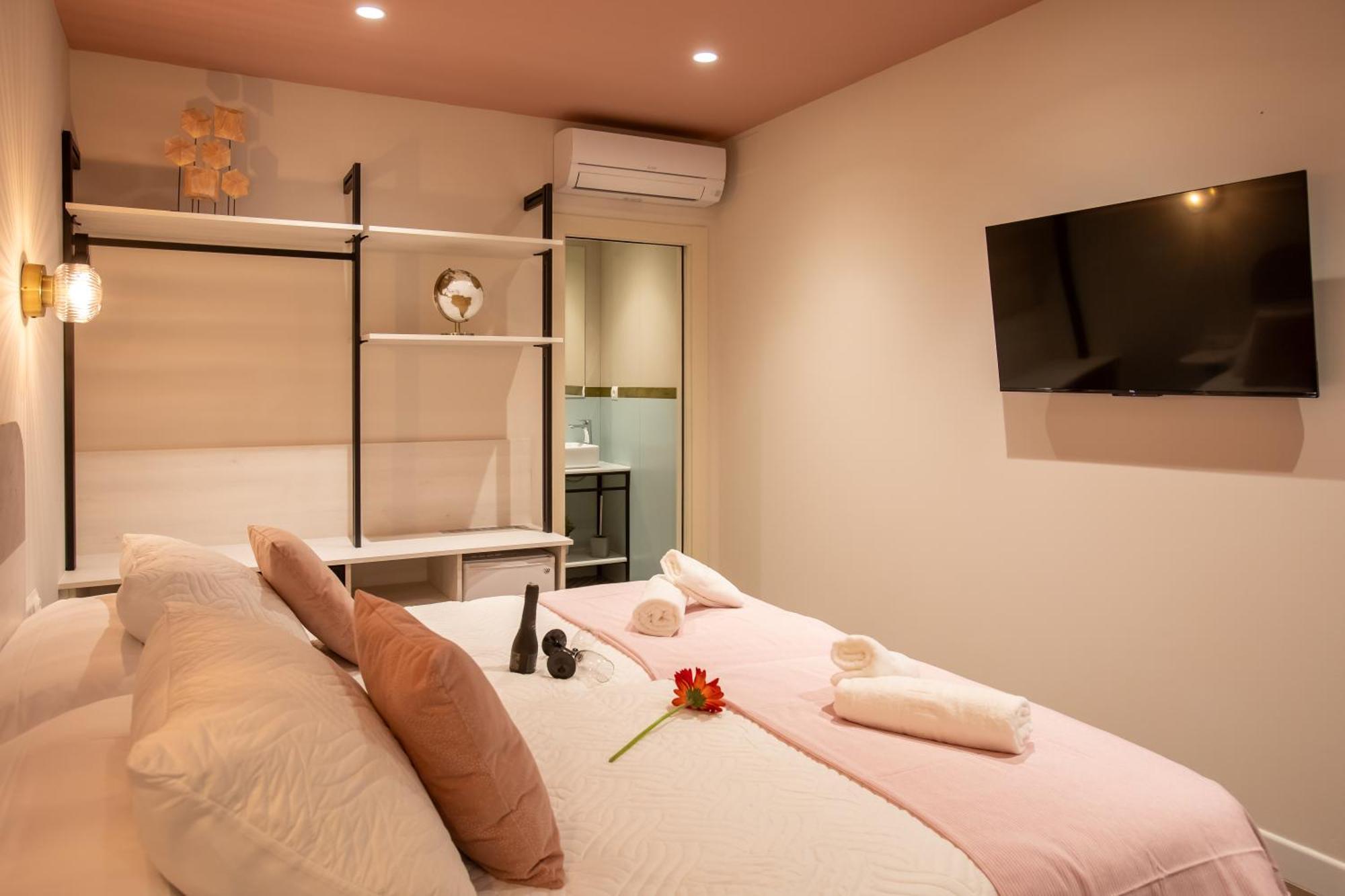 Boutique Rooms Playa Burriana نيرخا المظهر الخارجي الصورة