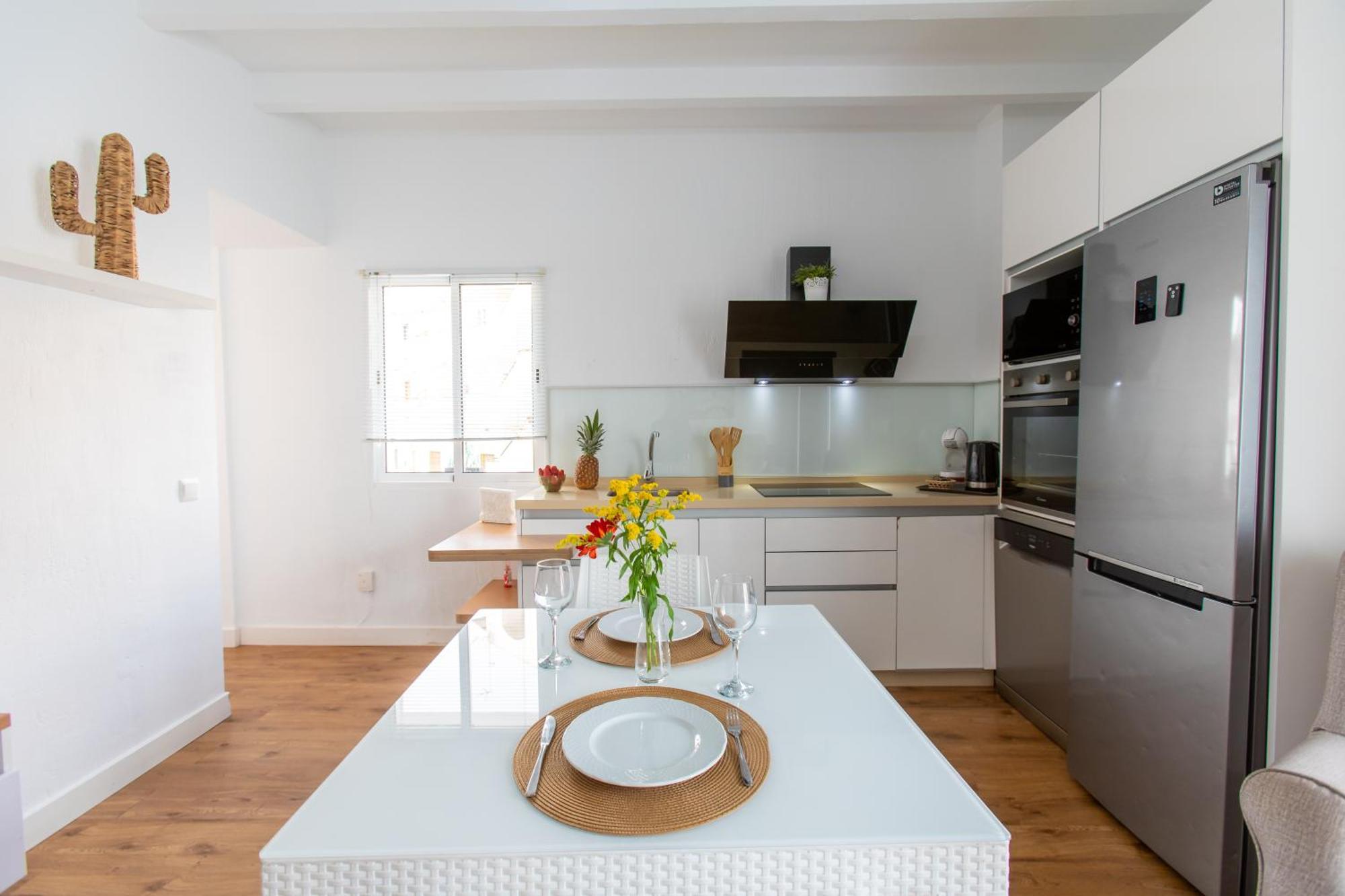 Boutique Rooms Playa Burriana نيرخا المظهر الخارجي الصورة