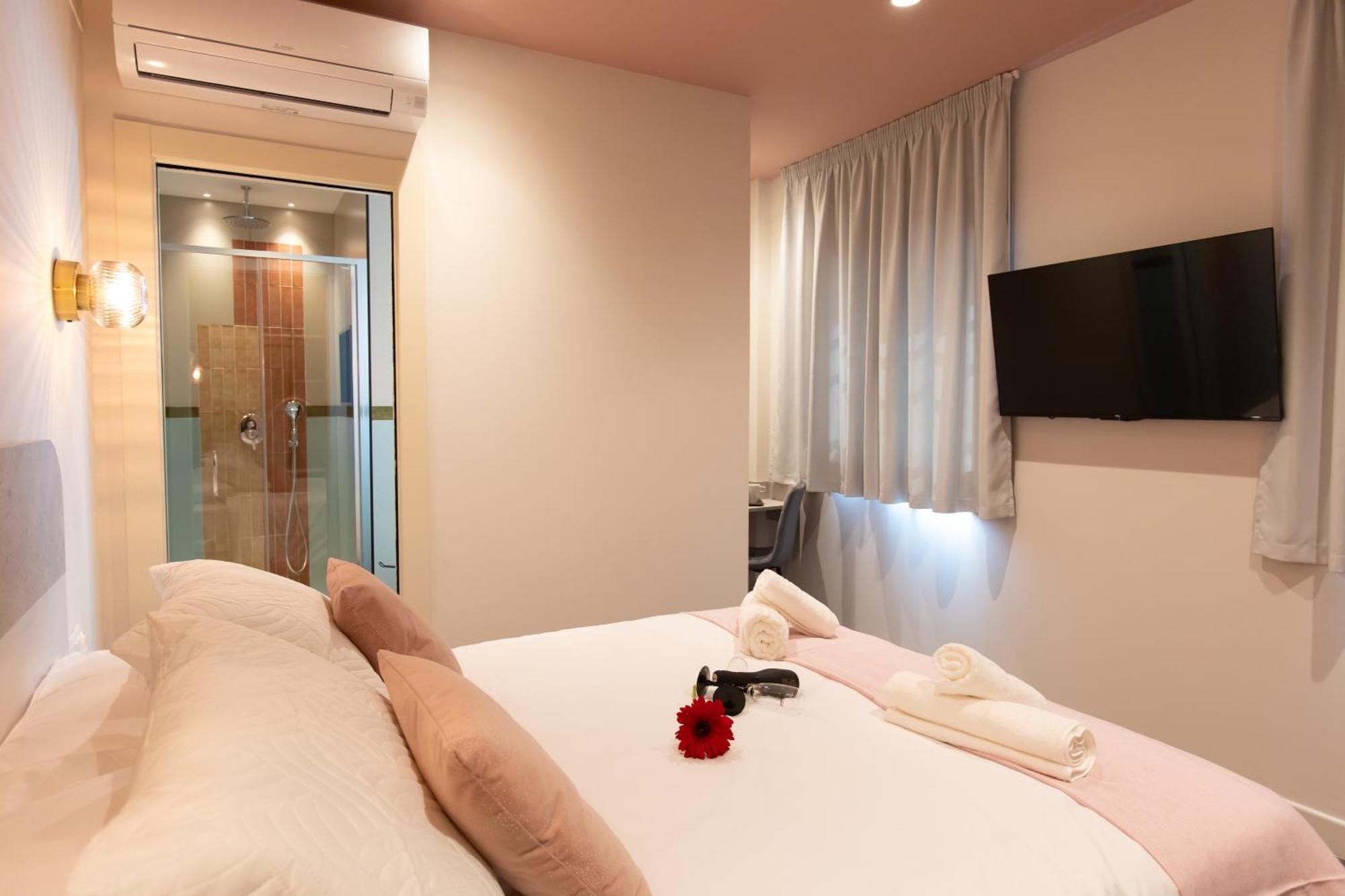 Boutique Rooms Playa Burriana نيرخا المظهر الخارجي الصورة