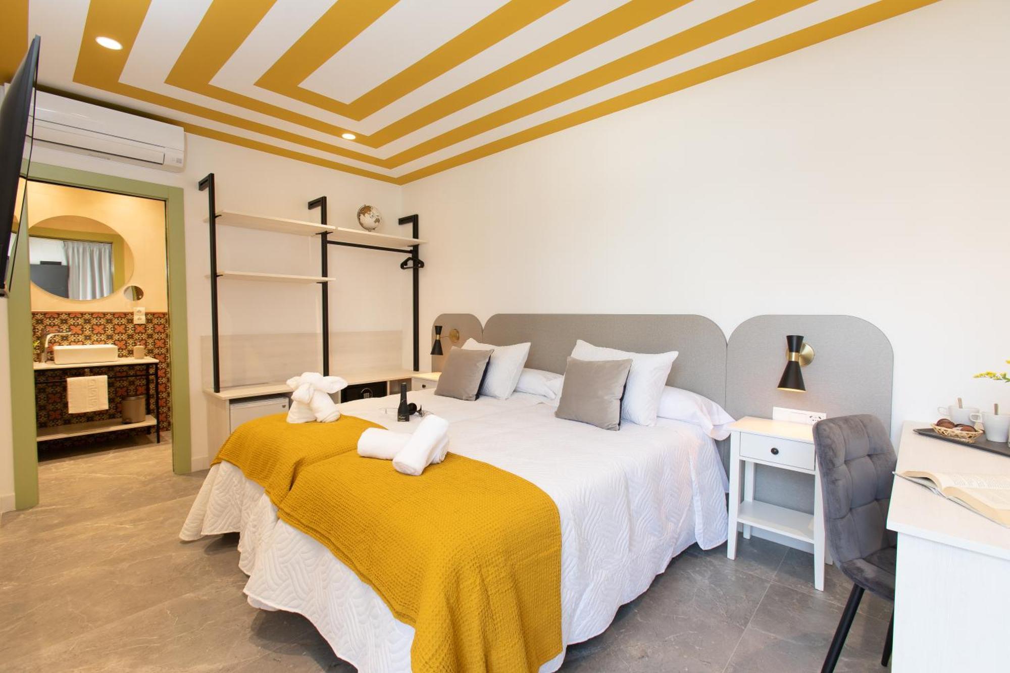 Boutique Rooms Playa Burriana نيرخا المظهر الخارجي الصورة