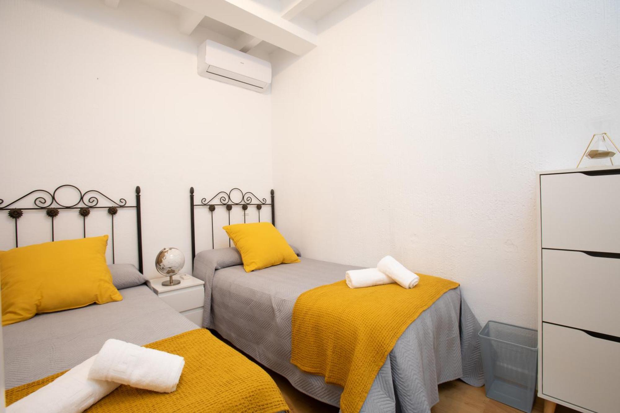 Boutique Rooms Playa Burriana نيرخا المظهر الخارجي الصورة