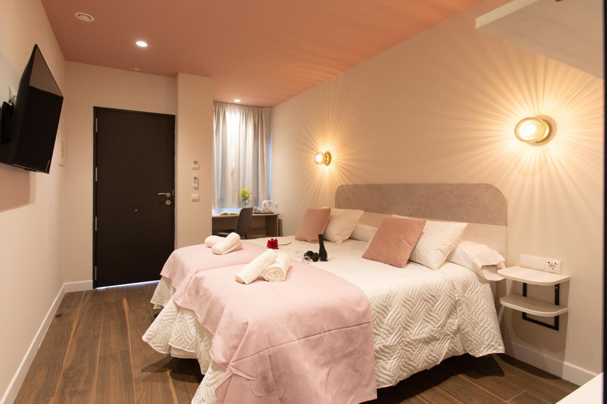 Boutique Rooms Playa Burriana نيرخا المظهر الخارجي الصورة