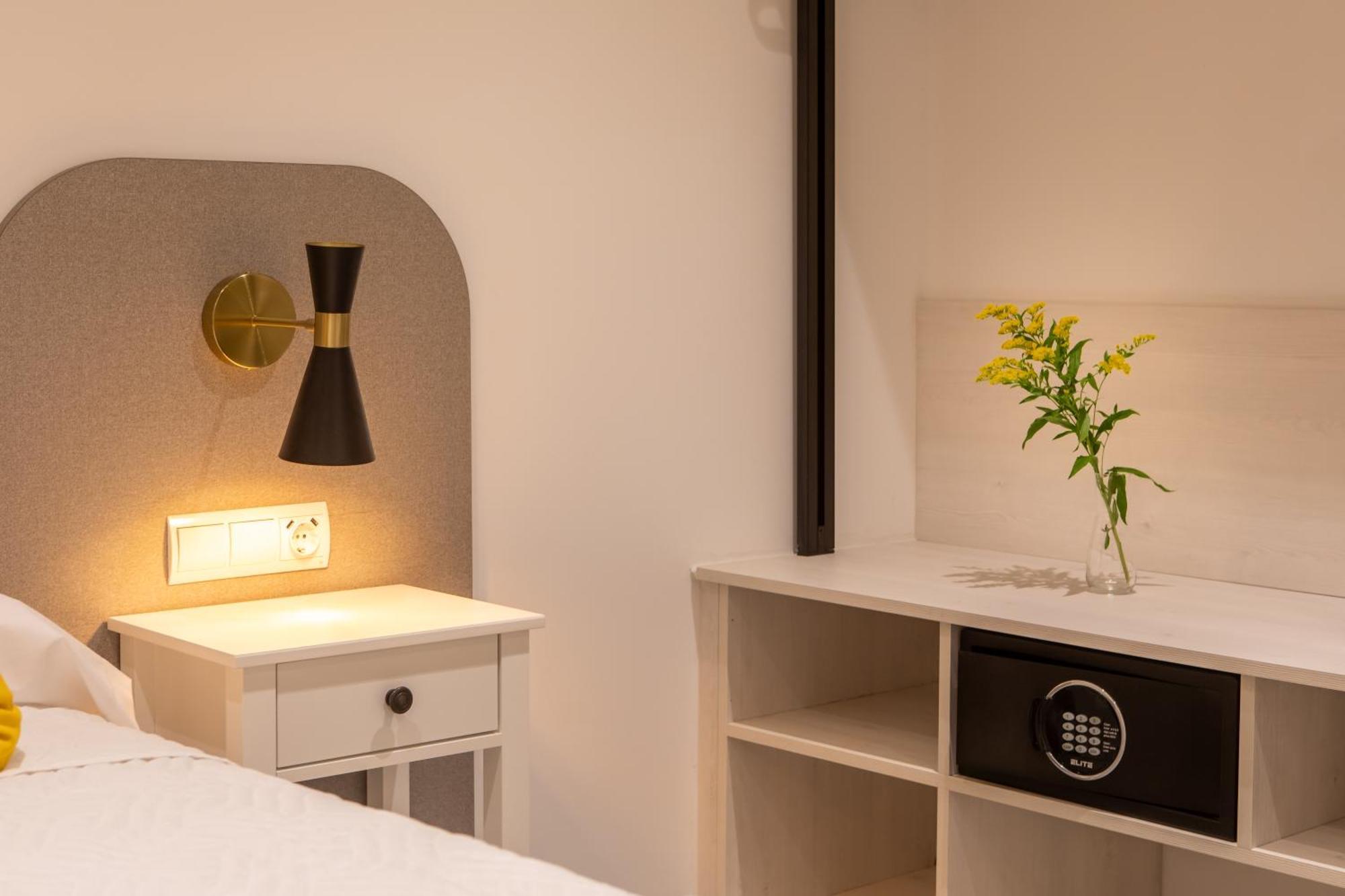 Boutique Rooms Playa Burriana نيرخا المظهر الخارجي الصورة